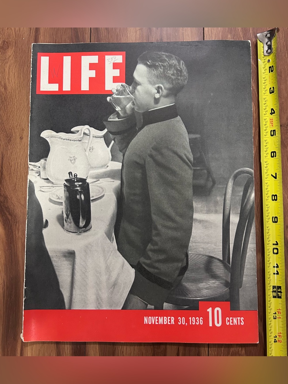 LIFE Magazine Nov 30 1936 Original Weekly News Full Sized Great Condition